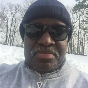 Meet your Posher, Adrienne